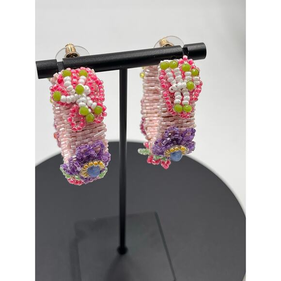 Mignonne Gavigan Designer Pink Lux Summer Beaded Pastel Flower Hoop Earring - Picture 4 of 11